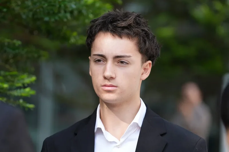 French teen fined in Singapore over ‘straw licking’ stunt