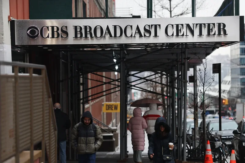 Bari Weiss’ CBS Evening News woes worsen as ABC’s David Muir surges past her anchor in ratings