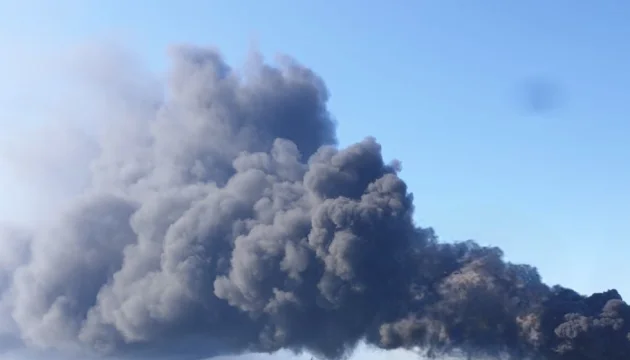 Enemies strike Zaporizhzhia with three guided aerial bombs; one person killed, and nine wounded