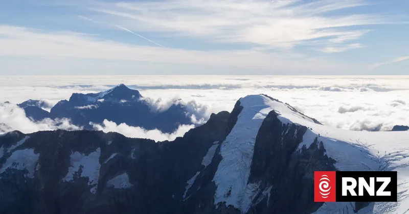 Two rescued after climber falls 200m into Mt Aspiring crevasse