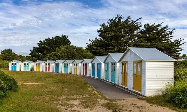 Beach huts 'costing £125,000' removed from Cornwall beach after failing to bring in any money in five years