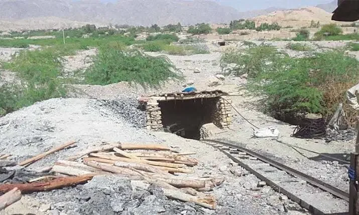 Several workers feared trapped after explosion in private coal mine near Quetta: officials