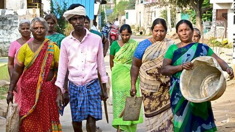 VB GRAM G vs MNREGA: Which burdens States more? | In Focus Podcast