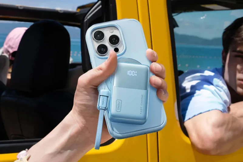 This Ultra-Compact INIU Charger Brings 10,000mAh and 45W Fast Charging to 3 Devices, Then Slides Back Into Your Pocket