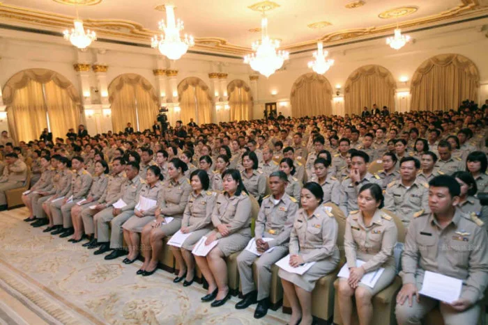 Govt planning to shrink state sector