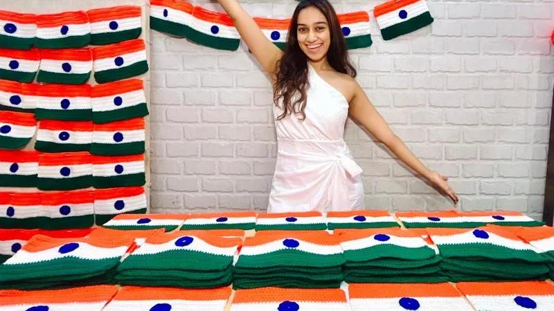 Mahila Manovikas eyes Guinness World Record with 13-km crochet tiranga bunting