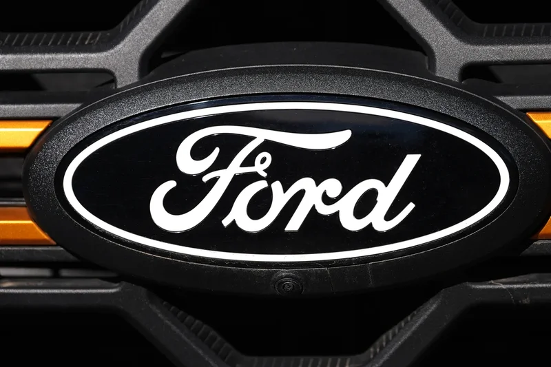 Over half a million Ford Broncos recalled due to engine fire risk