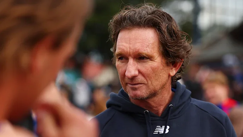 Bombers narrow down shortlist, ex-Socceroos hard man to help choose their next coach