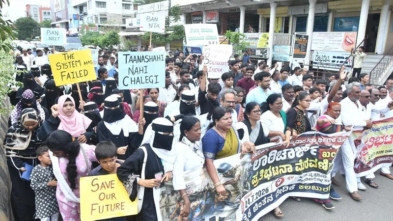 Vedike condemns police action against NEET protesters in New Delhi, seek probe into irregularities in entrance test