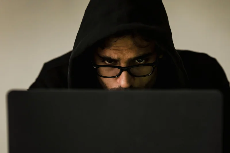 Is AdultFriendFinder safe to use? What a cybersecurity expert says.