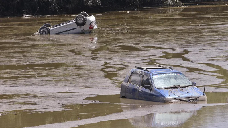 Assam flood toll 66, BJP seeks relief funds from party workers