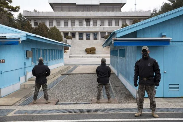 N. Korea covers inter-Korean border building in screens for renovation