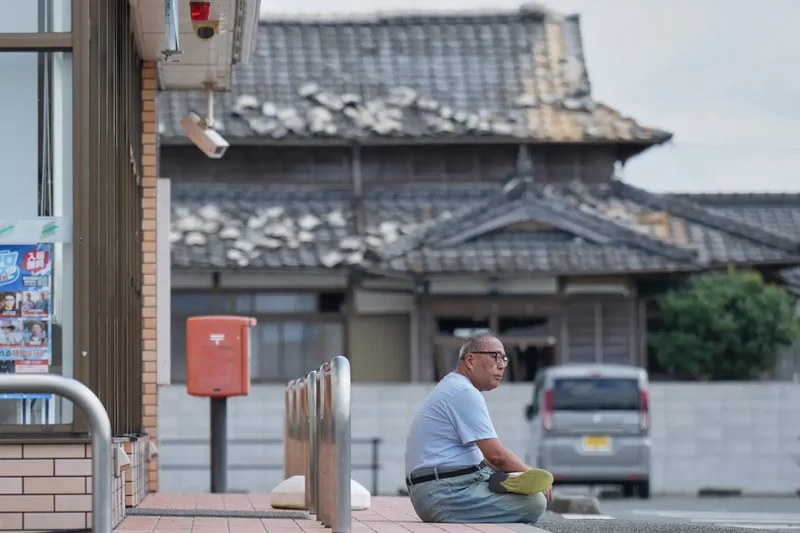 Death toll from earthquake in Japan rises to 25 as rescue hopes dwindle