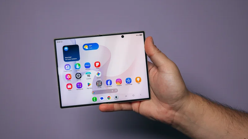 5 Galaxy Z Fold 8 features the iPhone Ultra Fold will struggle to top
