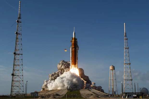 US aims to loosen environmental safeguards to support space industry
