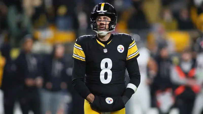 Aaron Rodgers doubles down on retirement plans at Steelers training camp: 'This is it'