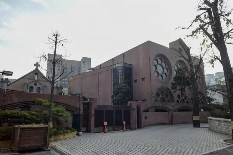 Act of grace: Catholic nuns pool relief funds for neighbors in need