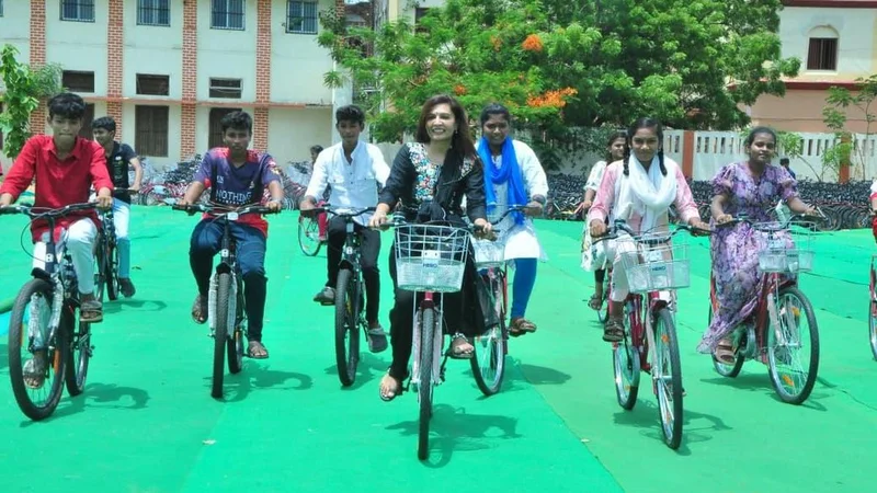 Nellore all set to distribute 10,000 bicycles to girl students on July 27