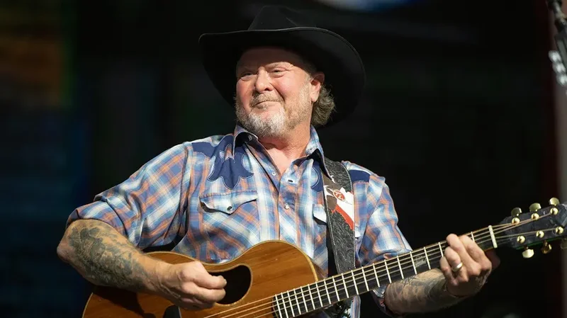Country star Tracy Lawrence slams California, reveals why he pulled the plug on acting in LA