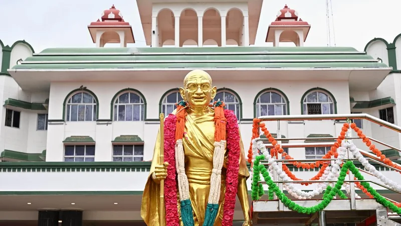 Madras High Court dismisses anticipatory bail petition of accused in Palani math land case