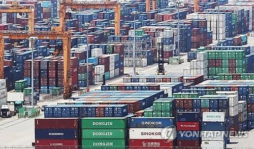 BOK signals continued monetary tightening amid rising inflation, sound economic growth