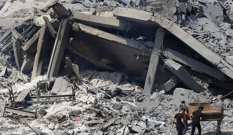 Iran war live: Trump says Hamas to disarm, Israel to leave Gaza gradually