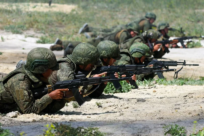 Putin increases Russian troop strength by 25,000 service members