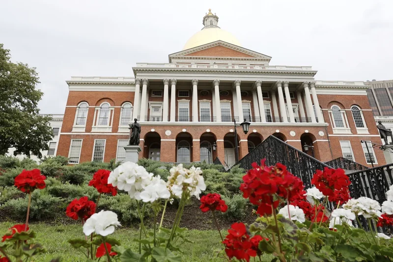 Massachusetts is close to giving doctors the final say on late abortions