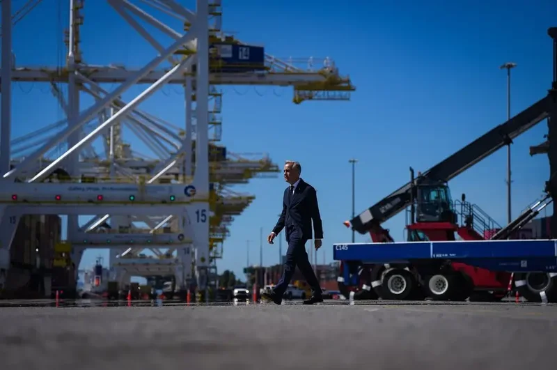 Carney says B.C. port expansion necessary to boost exports, independence