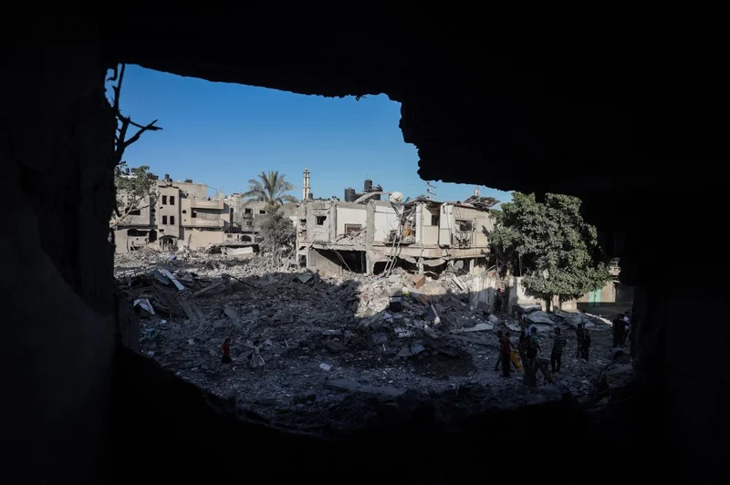 Israeli strike injures several people in Gaza