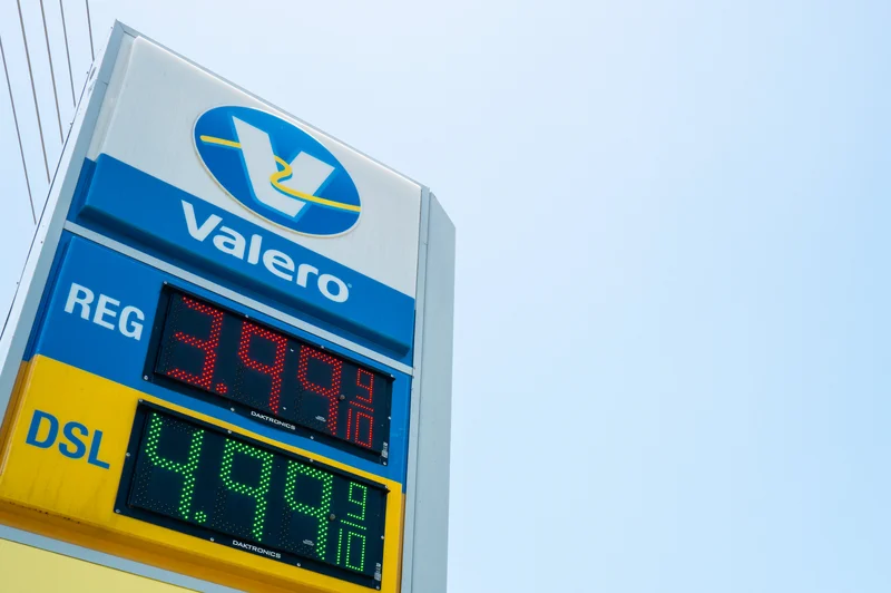 Brent crude tops $100 a barrel. How the next stop could be $120