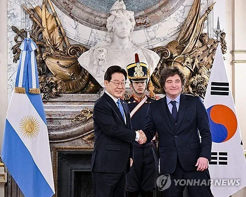 (LEAD) S. Korea, Argentina agree to enhance cooperation on critical minerals: official
