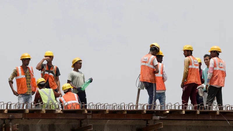 When livelihoods melt away: Should heat stress be recognised as a human rights issue? | In Focus podcast