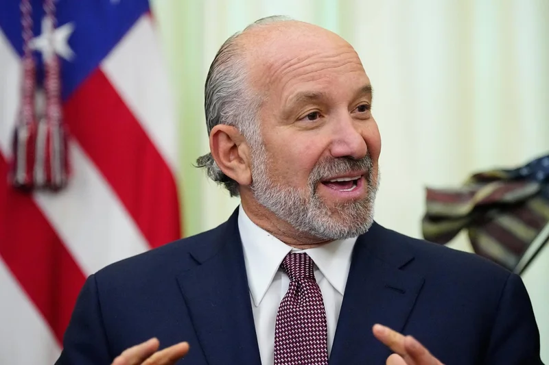 Lutnick calls for tangible results from Korea-US shipbuilding cooperation, vows to clear regulatory roadblocks