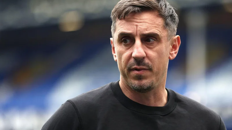 Transfer: Gary Neville reacts to Chelsea’s decision to sign Welbeck, Henderson