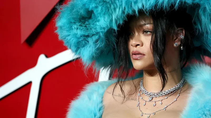Rihanna’s Dance-Pop Smash Passes One Of Her Most Sultry Hits