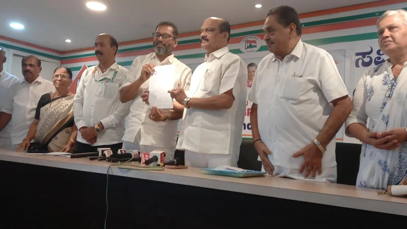 Congress to hold widespread consultations before picking Dakshina Kannada district unit president