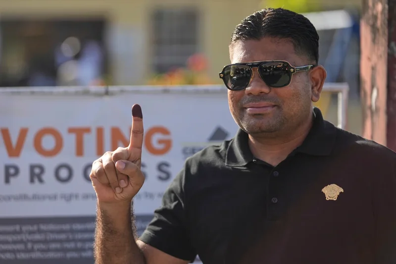A Caribbean court rules that a US extradition process against Guyana's opposition leader can resume
