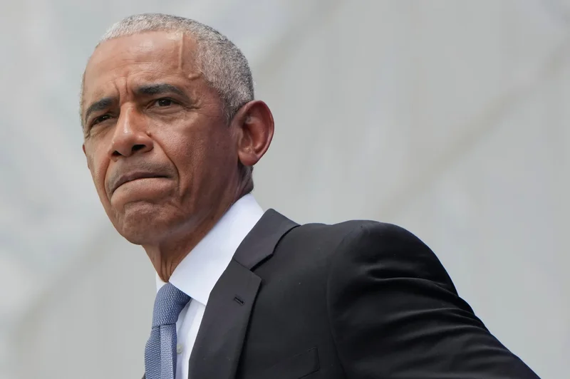 Obama got ‘whooped’ by a Paralympian on the basketball court — now he wants Iowa to send him to the Senate