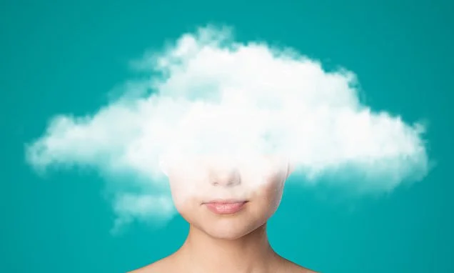 Experts discover link between severe brain fog and terrifying Huntington's disease that's 'a mixture of dementia and motor neurone disease'