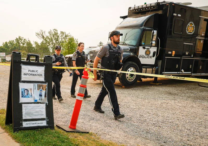 Hundreds volunteer to look for missing 11-year-old Calgary boy
