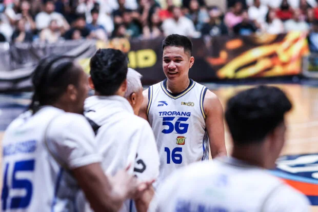 PBA: TNT star RR Pogoy out vs San Miguel with injured knee