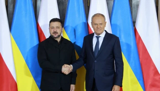 Zelensky, Tusk discuss historical issues, defense cooperation, and safety of Ukrainians in Poland
