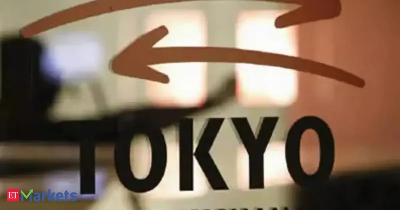Japan's Nikkei trades sideways as investors await earnings