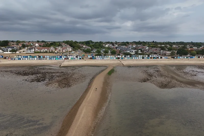 Mother and teenage girl who drowned off Essex beach named by family