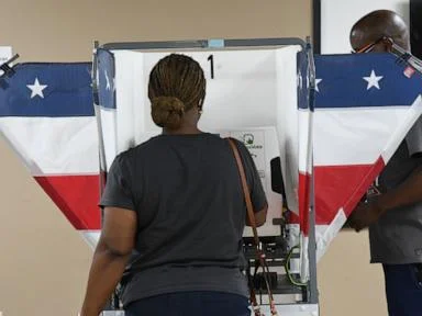 Federal judges allow new Tennessee congressional map