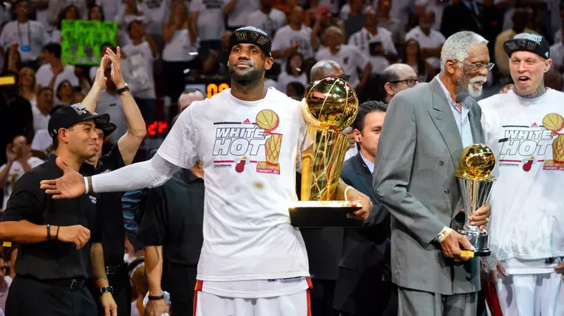 ESPN's Adam Schefter weighs in on LeBron James' NBA future after Heat press conference post sparks buzz