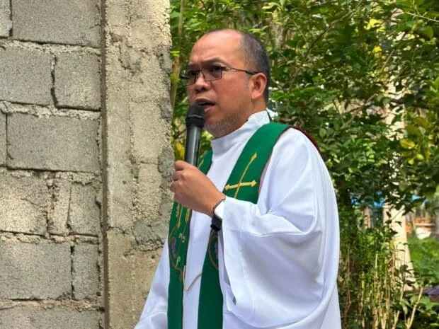 Activist priest to Marcos: Stand firm on scrapping system loss charges