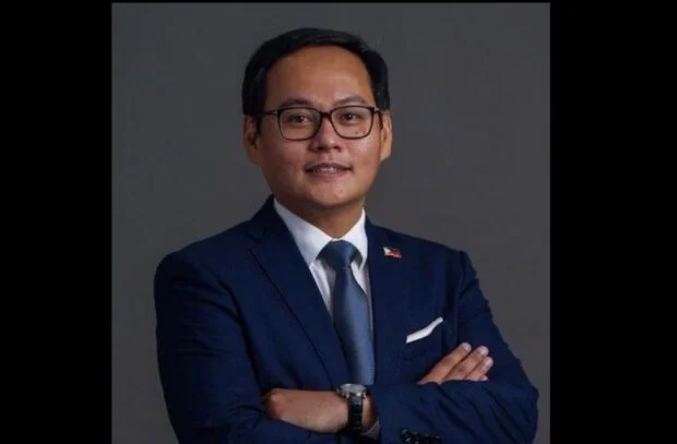 DOTr chief: Villar family willing to donate land for LRT-1 Cavite