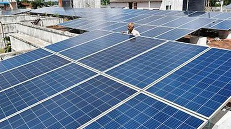 India curtailed 8,133 GWh solar power in Q1 to ‘maintain grid security’: Centre informs Parliament